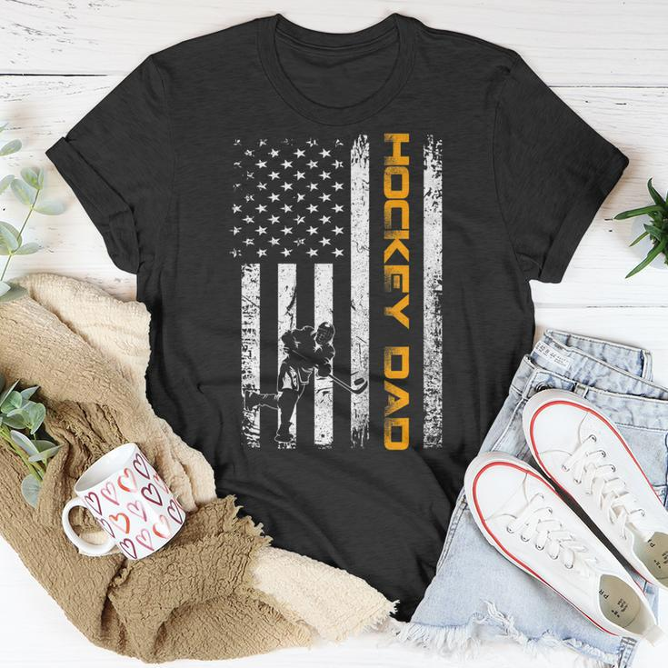 Vintage Usa Ice Hockey Dad American Flag Fathers Day Gift Unisex T-Shirt Unique Gifts
