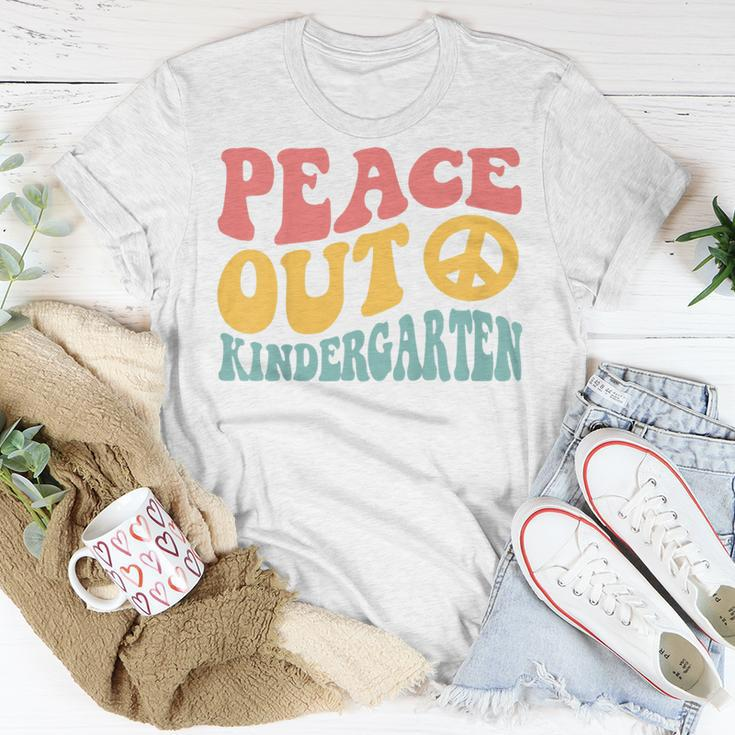 Kids Peace Out Kindergarten Funny Retro Last Day Of Kindergarten Unisex T-Shirt Unique Gifts