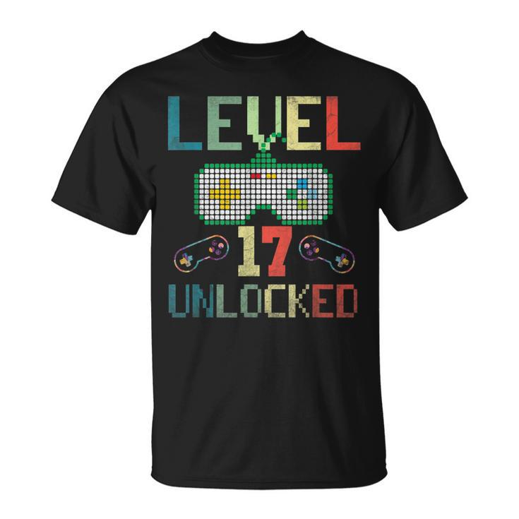 17 Year Old Level 17 Unlocked 17Th Birthday Boy Gaming T-shirt