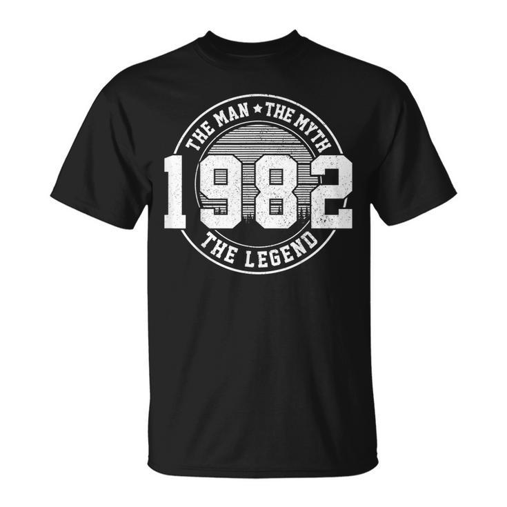 1982 The Man Myth Legend Vintage Men Funny 40Th Birthday Gift For Mens Unisex T-Shirt