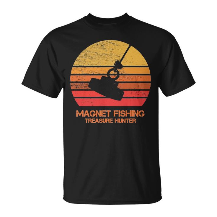 Vintage Retro Sunset Magnet Fishing Unisex T-Shirt