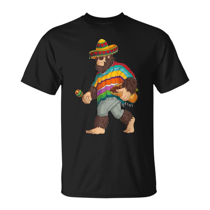 Bigfoot Sasquatch Poncho Cinco De Mayo Boys Men Sombrero  Unisex T-Shirt