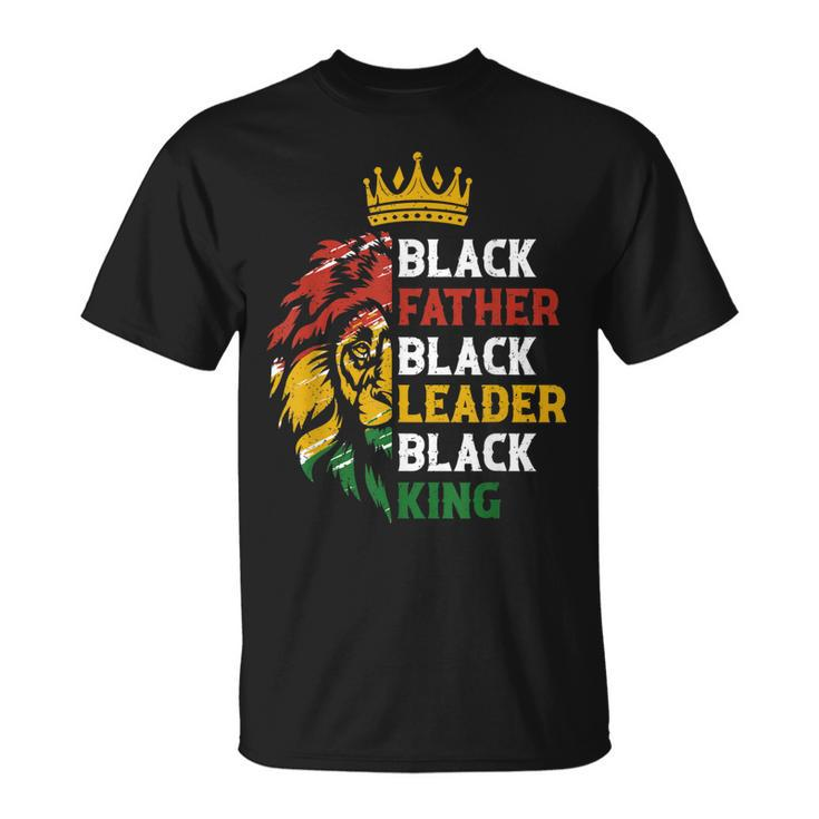 Black Father Black Leader Black King Junenth Lion Dad  Gift For Mens Unisex T-Shirt
