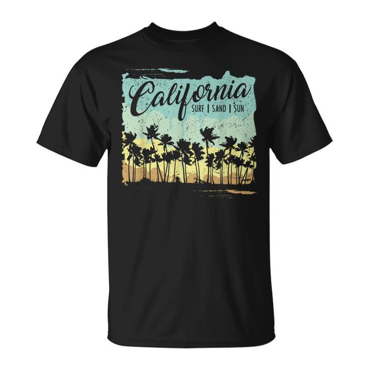 California - Surfing Beach Summer Vintage Retro Surf Gift  Unisex T-Shirt