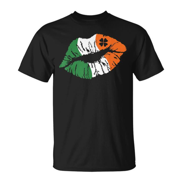 Lips Ireland Flag Clovers St Patricks Day Shamrock Lucky T-Shirt