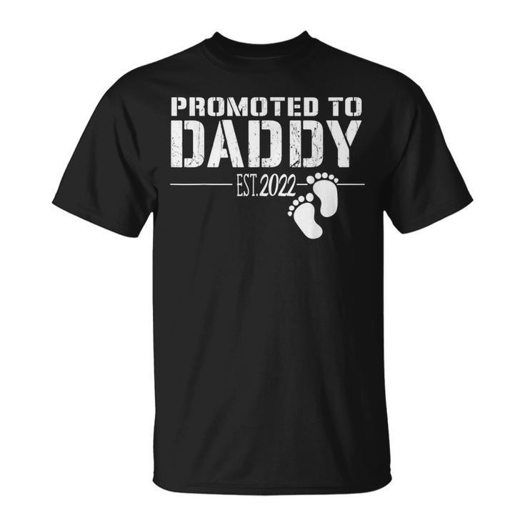 Mens Promoted To Daddy 2022 For New Dad First Time Dad T-Shirt