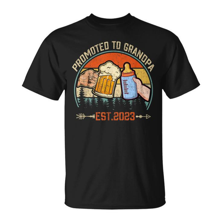 Mens Promoted To Grandpa 2023 For New Grandpa T-Shirt