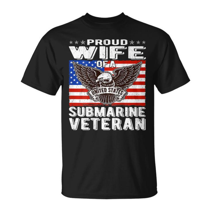 Proud Wife Of Us Submarine Veteran Patriotic Military Spouse V2T-shirt