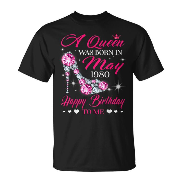 Queens Are Born In May 1980 T Shirt 39Th Birthday Shirt Unisex T-Shirt
