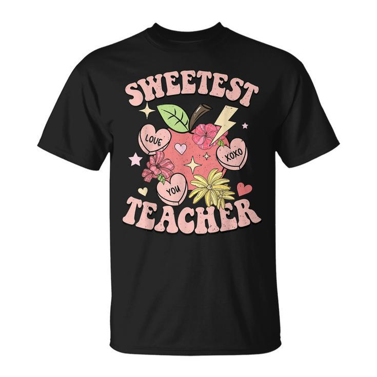 Retro Cute Apple Sweetest Teacher Valentines Day T-Shirt