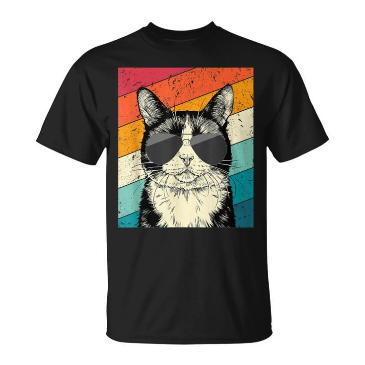 Retro Vintage Tuxedo Cat With Sunglasses Cat Lovers T-Shirt