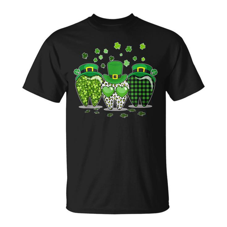 St Patricks Day 2021 Cute Plaid Tooth Dental Assistant T-Shirt