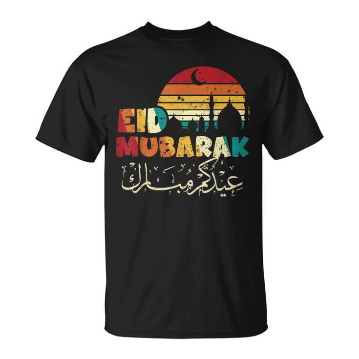 Vintage Happy Eid Mubarak For Muslim Eid Al Fitr Eid Al Adha  Unisex T-Shirt