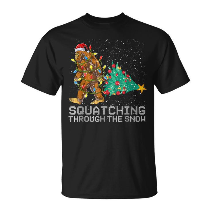 Xmas Squatching Through The Snow Bigfoot Christmas Sasquatch T-shirt