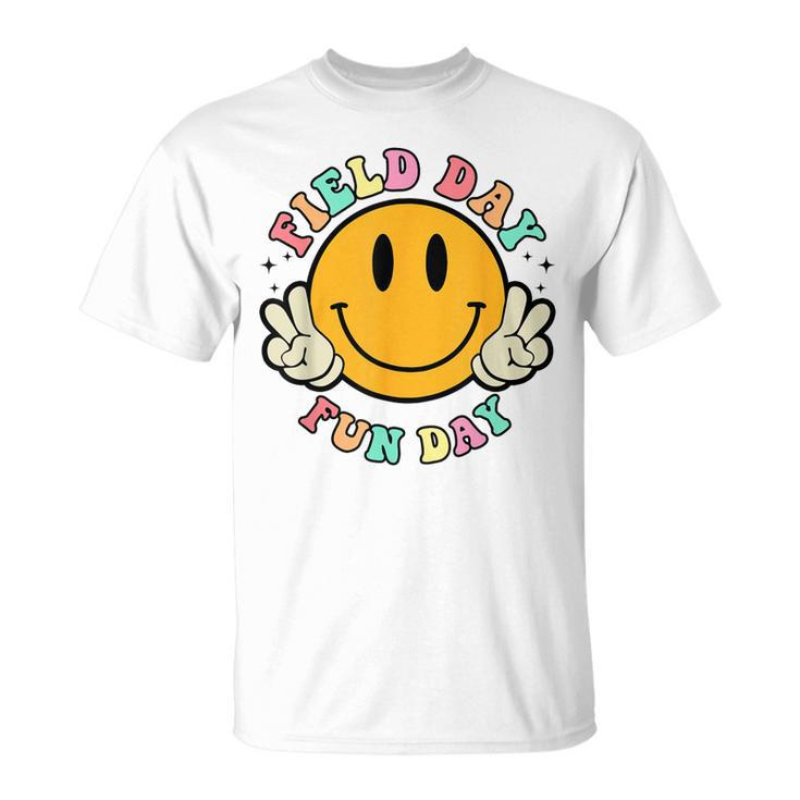 Hippie Smile Face Field Day Fun Day Groovy Field Day 2023  Unisex T-Shirt