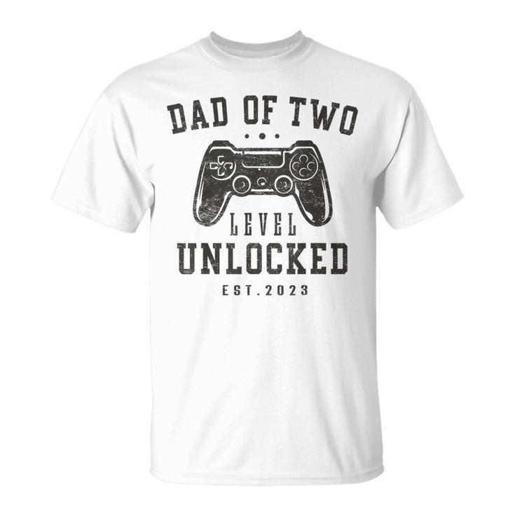 Mens Dad Of Two Level Unlocked 2023 Gifts Promoted To Daddy Again  Unisex T-Shirt