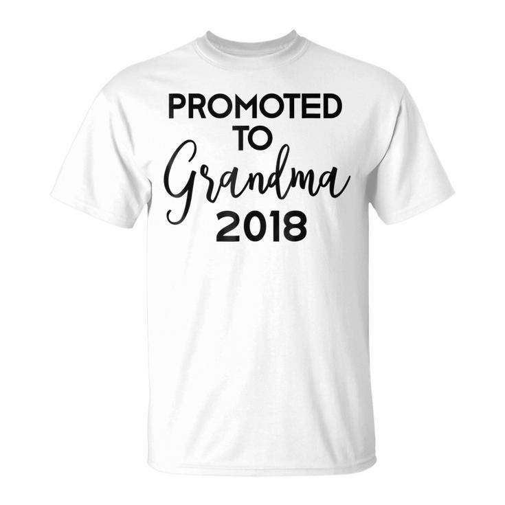Pregnancy Announcement  Promoted To Grandma Est 2018 Unisex T-Shirt