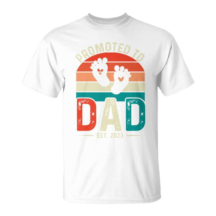Promoted To Dad Gift For Dad Fathers Day Unisex T-Shirt