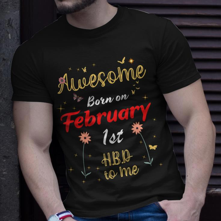 Awesome Born On Februar 1 Geburtstag Niedliche Blumen Februar T-Shirt Geschenke für Ihn