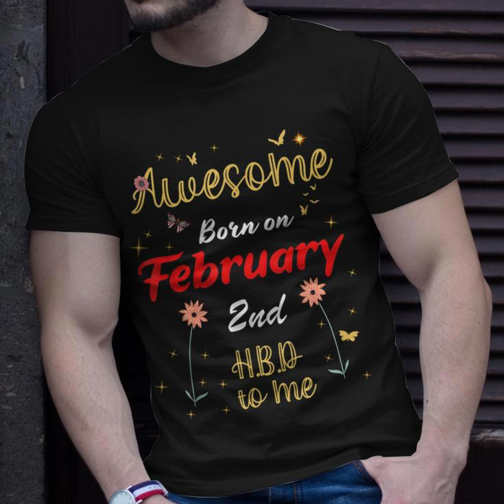 Awesome Born On Februar 2 Geburtstag Niedliche Blumen Februar T-Shirt Geschenke für Ihn