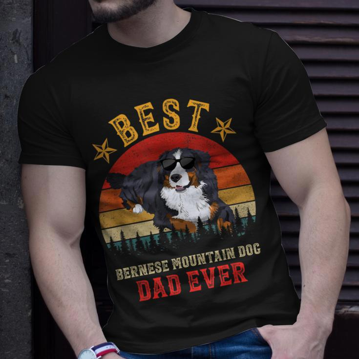 Best Dog Bernese Mountain Dad Ever Men Vintage Berner Dad T-Shirt Gifts for Him