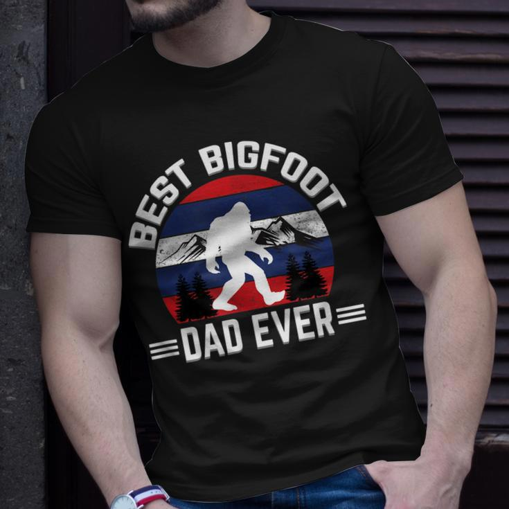 Bigfoot For Men Best Bigfoot Dad Ever Unisex T-Shirt Gifts for Him