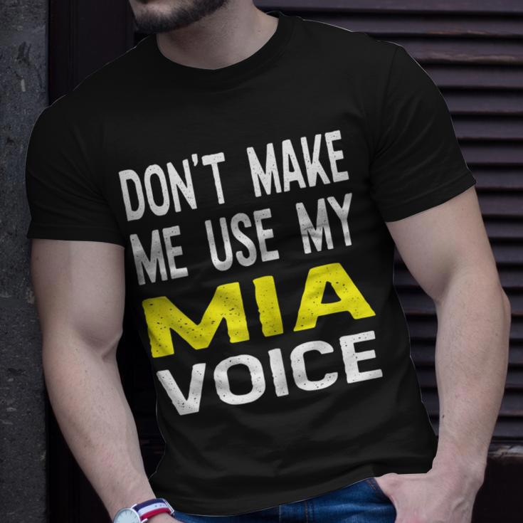 Dont Make Me Use My Mia Voice Lustiger Damenname T-Shirt Geschenke für Ihn