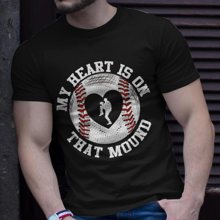 Heart Mom Grandma Funny Baseball Pitcher Unisex T-Shirt Gifts for Him