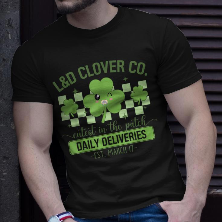 L&D Clover Co St Patricks Day Labor And Delivery T-Shirt Gifts for Him