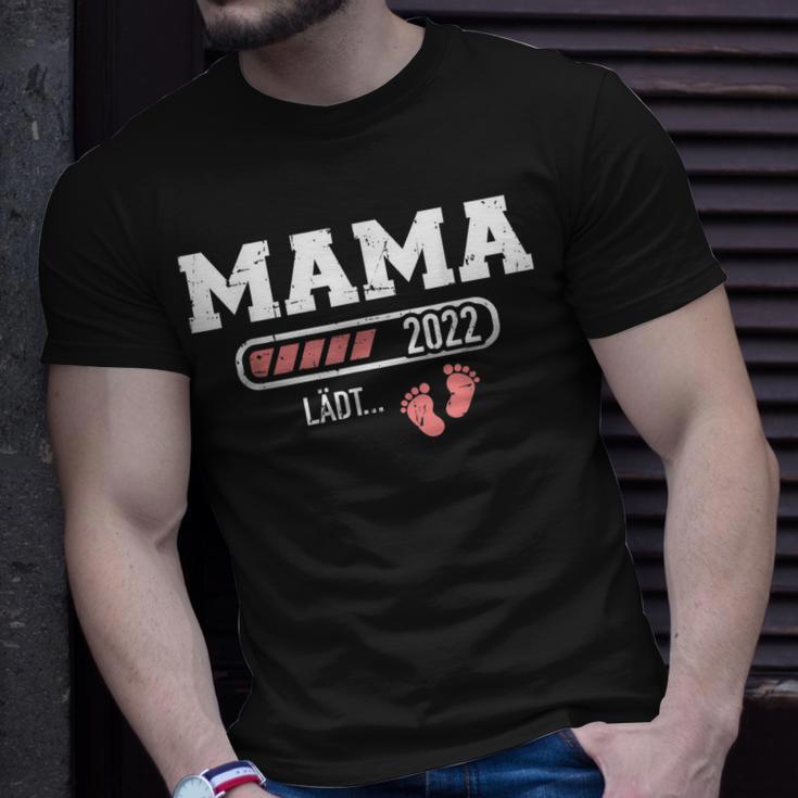 Mama 2022 Lädt Für Zukünftige Mutter T-Shirt Geschenke für Ihn