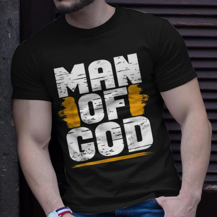 Man Of God Christian Believer Dad Daddy Father’S Day Cute Unisex T-Shirt Gifts for Him