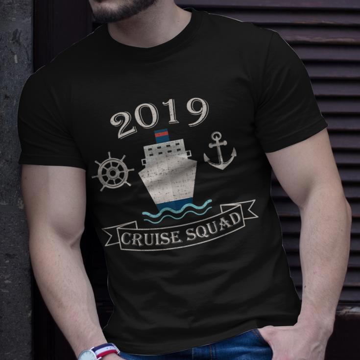Matching Family Vacation Cruise Squad 2019 Vintage Unisex T-Shirt Gifts for Him