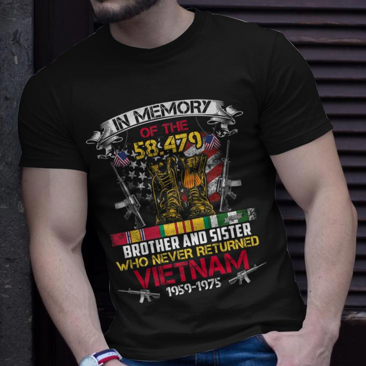 In Memory Of Vietnam Veteran Proud Veteran Day T-Shirt Gifts for Him