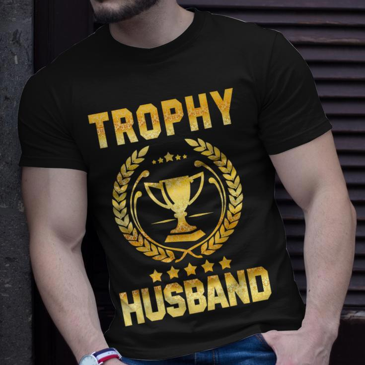 Mens Husband Trophy Cup Design Dad Gift Fathers Day Unisex T-Shirt Gifts for Him