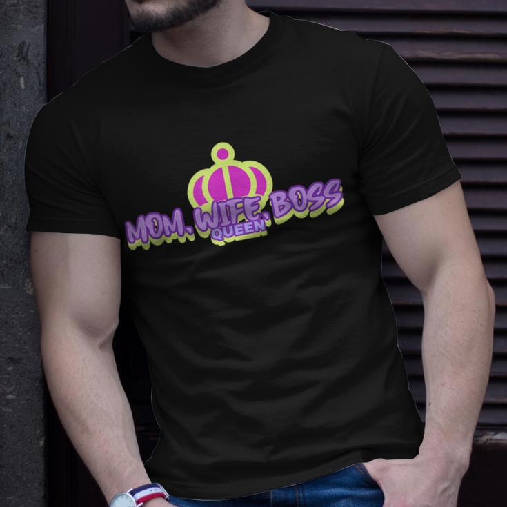 Mom Wife Boss Queen Mompreneur Hustle T-shirt Gifts for Him