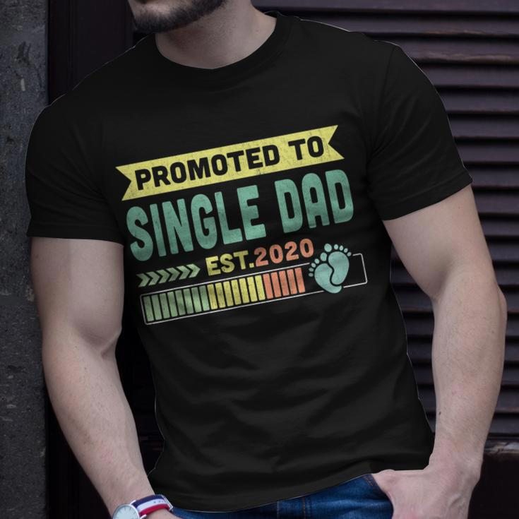 Promoted To Single Dad Est 2020 Vintage Christmas T-Shirt Gifts for Him