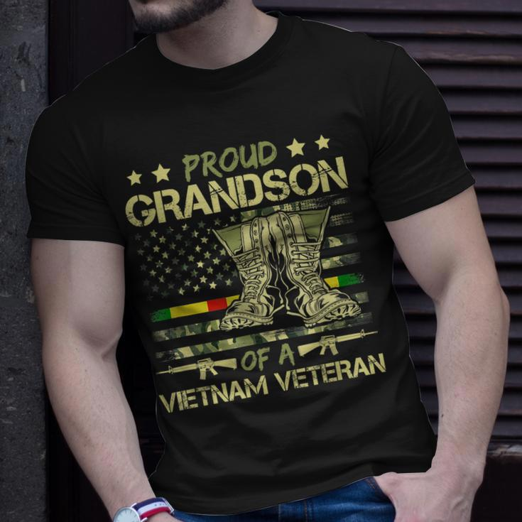 Proud Grandson Of A Vietnam Veteran American Flag Unisex T-Shirt Gifts for Him