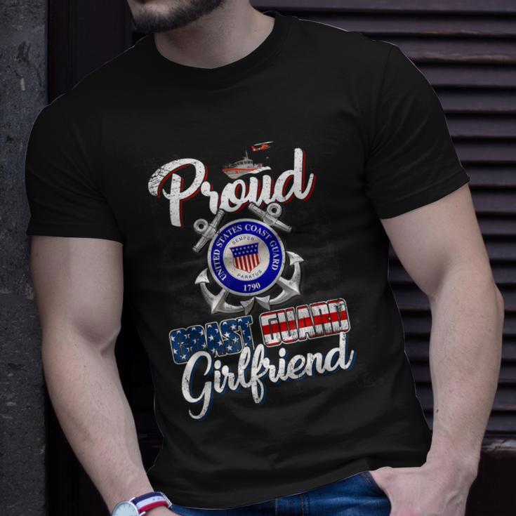 Proud Us Coast Guard Girlfriend Us Military Family Unisex T-Shirt Gifts for Him