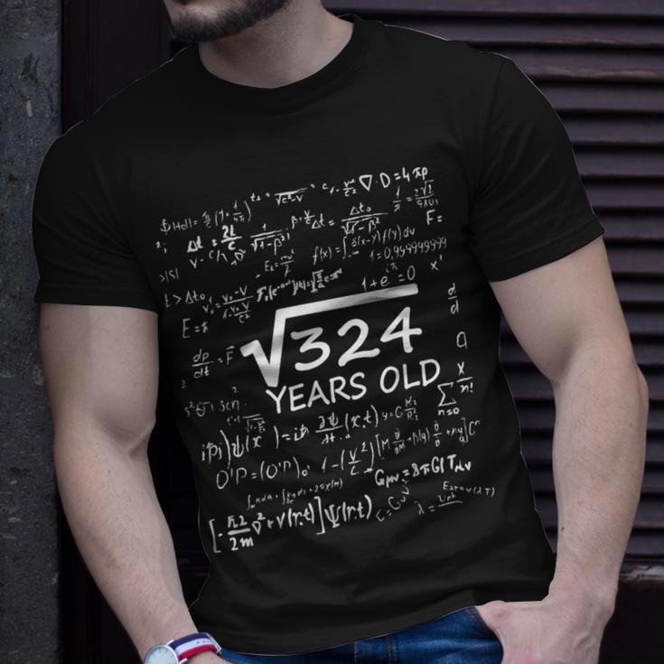 Quadratwurzel 324 18 Jahre Alt Geburtstags Geschenk T-Shirt Geschenke für Ihn