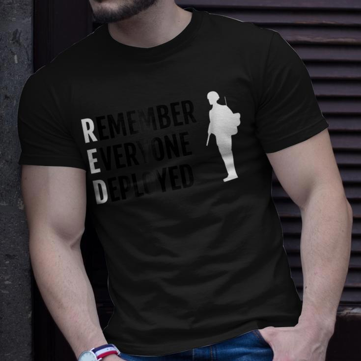 Remember Everyone Deployed Red Usa American Military Unisex T-Shirt Gifts for Him
