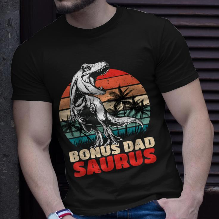 Retro Bonus Dadsaurus Rex Funny Bonus Dad Saurus Dinosaur Unisex T-Shirt Gifts for Him