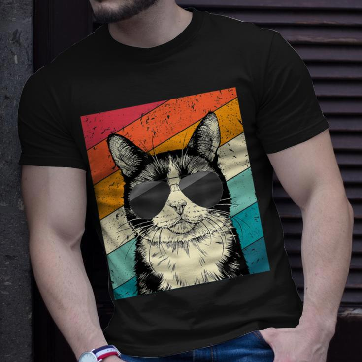 Retro Vintage Tuxedo Cat With Sunglasses Cat Lovers T-Shirt Gifts for Him