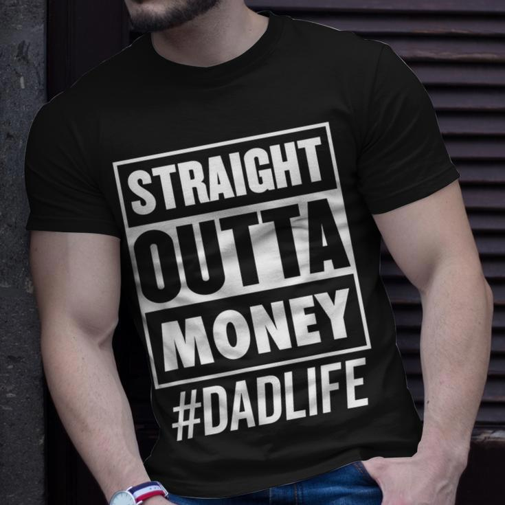 Mens Straight Outta Money Dad Life Fathers Day T-Shirt Gifts for Him