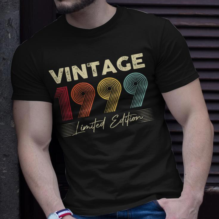 Vintage 1999 Wedding Anniversary Born In 1999 Birthday Party T-Shirt Gifts for Him