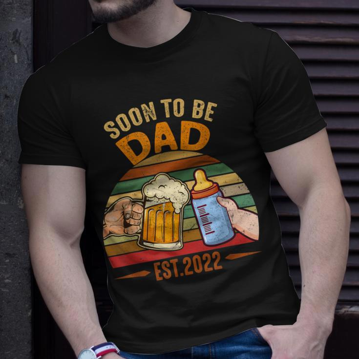 Mens Vintage Soon To Be Dad 2022 Fathers Day T-Shirt Gifts for Him