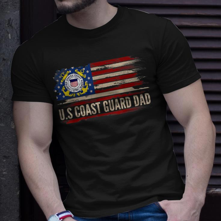 Vintage US Coast Guard Dad American Flag Veteran T-Shirt Gifts for Him