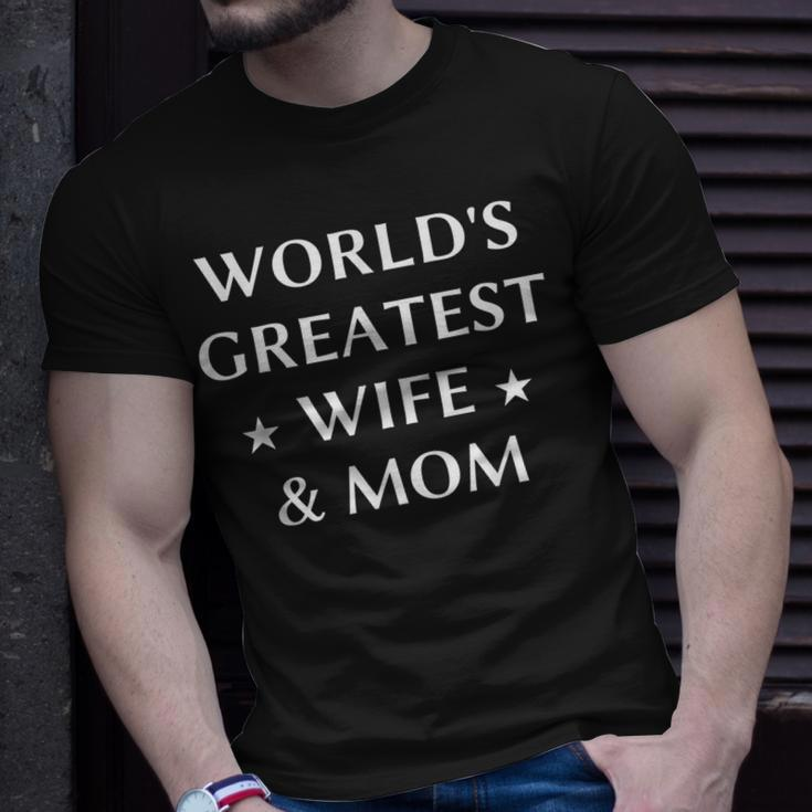 Worlds Greatest Wife & Mom Best T-shirt Gifts for Him