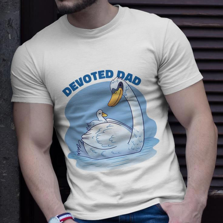 Devoted Dad Swan Fathers Day Gift Unisex T-Shirt Gifts for Him