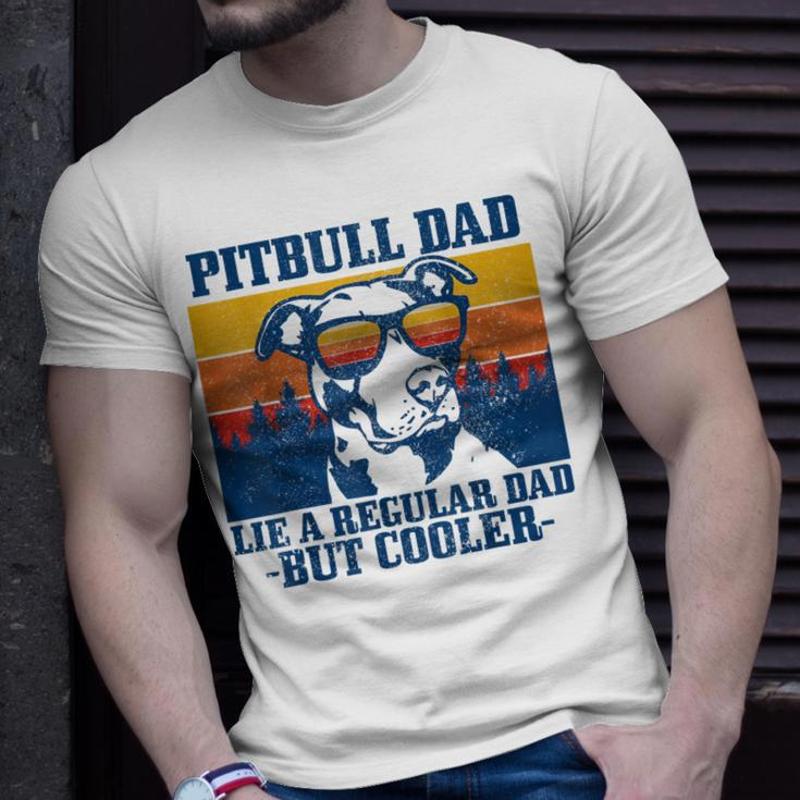 Mens Pitbull Dad Vintage Dog Fathers Day Pitbull T-Shirt Gifts for Him