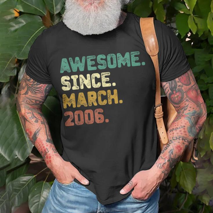17 Years Old Awesome Since March 2006 17Th Birthday T-Shirt Gifts for Old Men